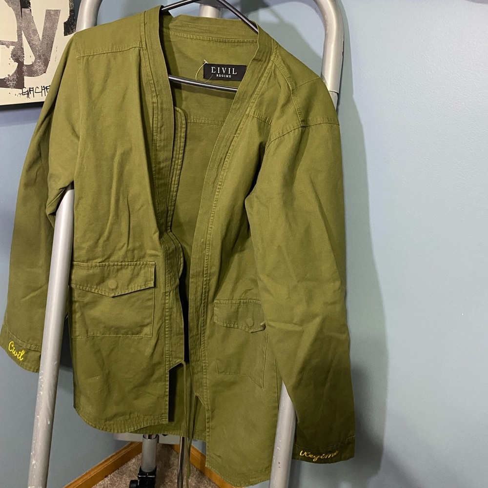 Civil Regime Olive long coat